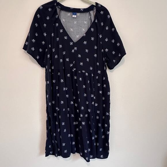 Old Navy V-Neck Mini Swing Dress, Navy Floral, Size Large - Picture 2 of 8